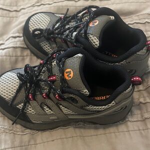 Merrell Kids Gray and Black Trail Sneakers with Orange Logo